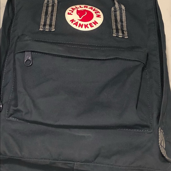 FJÄLLRÄVEN Kånken Water Resistant Backpack main image 8